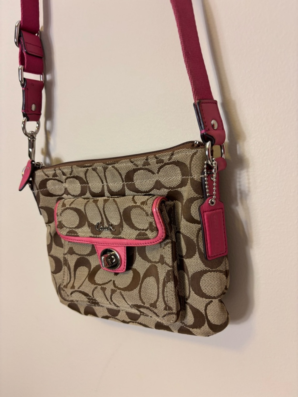Coach Brown Signature Monogram C Crossbody with Pink Patent Leather Trim 8.5 x 7 - Picture 4 of 9